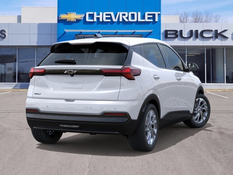 2027 Chevrolet Bolt in Témiscouata-sur-le-Lac, Quebec - 4 - w1024h768px