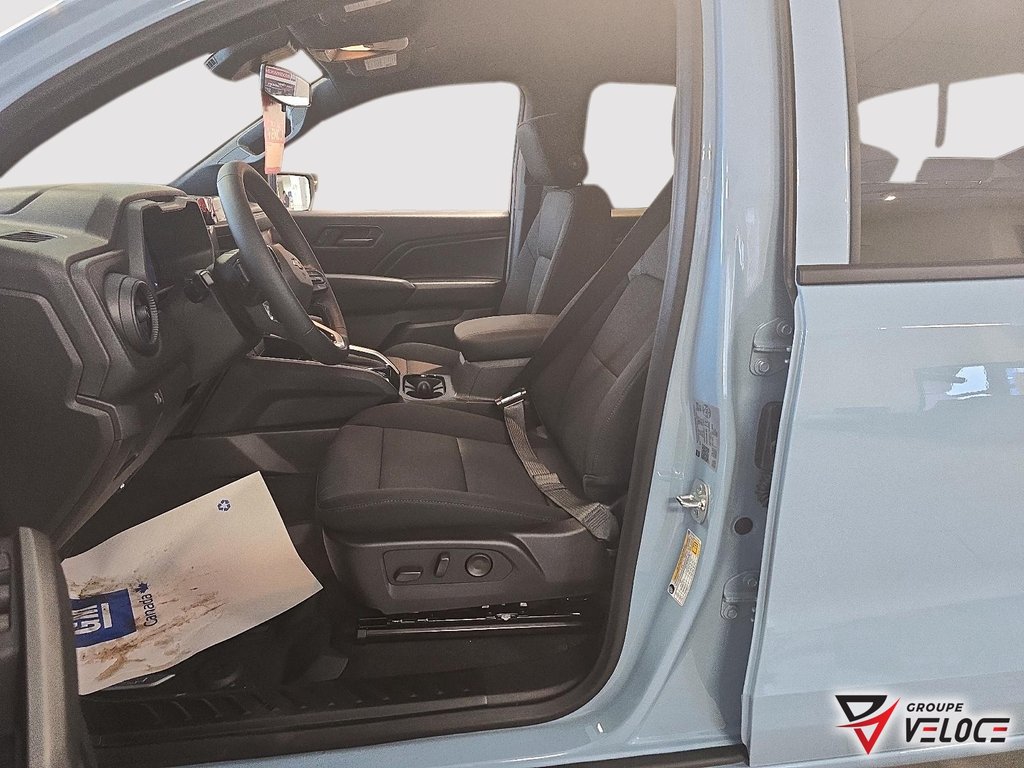 2026 Chevrolet Colorado WT in Riviere-du-Loup, Quebec - 8 - w1024h768px