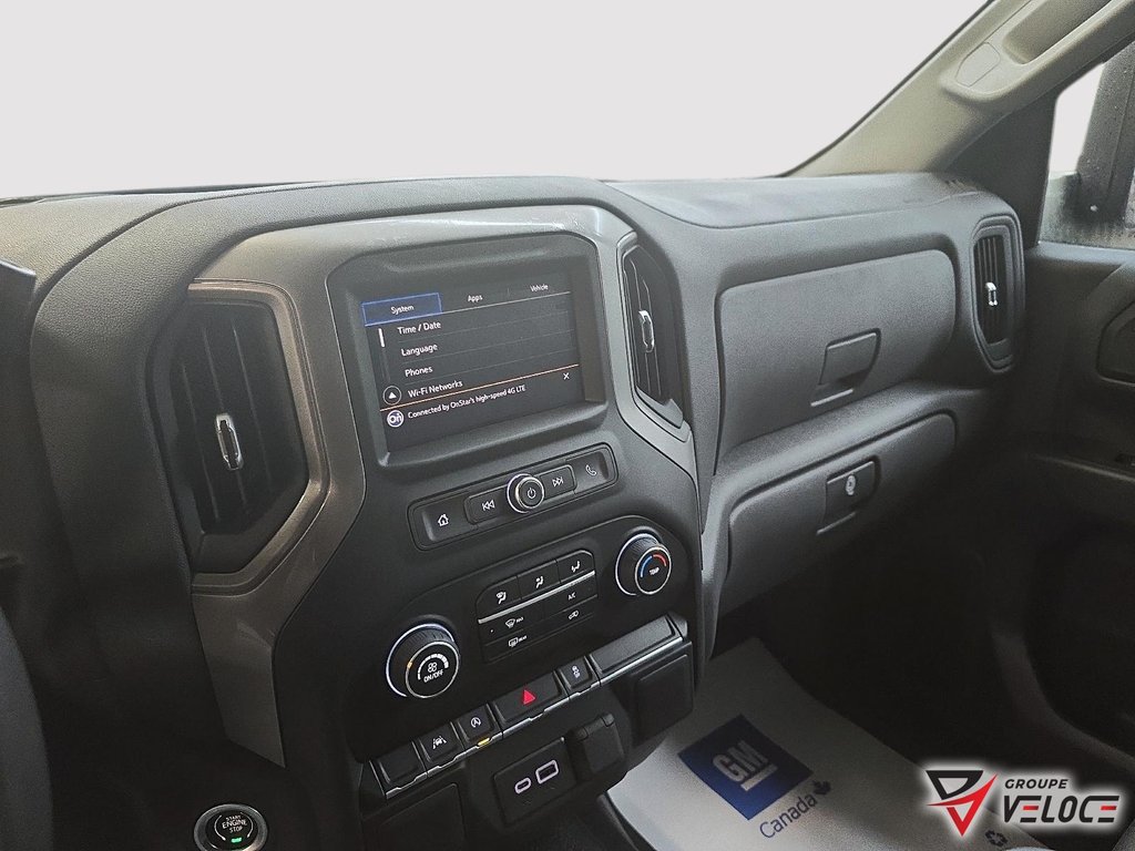 Chevrolet Silverado 1500  2026 à Témiscouata-sur-le-Lac, Québec - 12 - w1024h768px