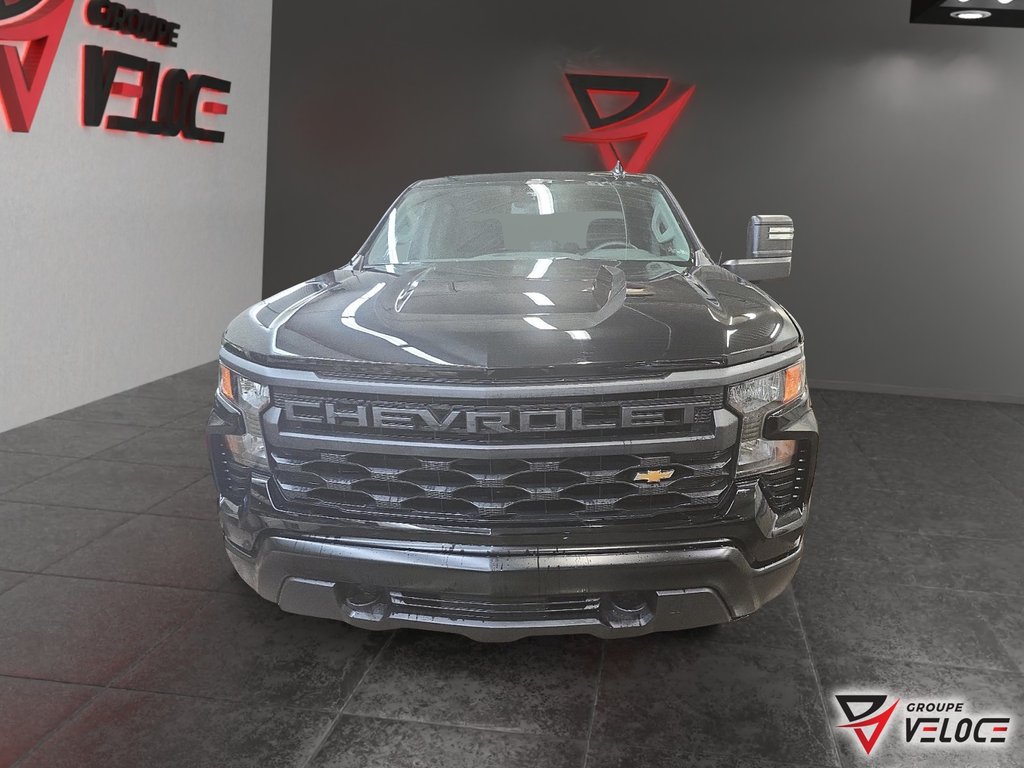 Chevrolet Silverado 1500  2026 à Témiscouata-sur-le-Lac, Québec - 2 - w1024h768px