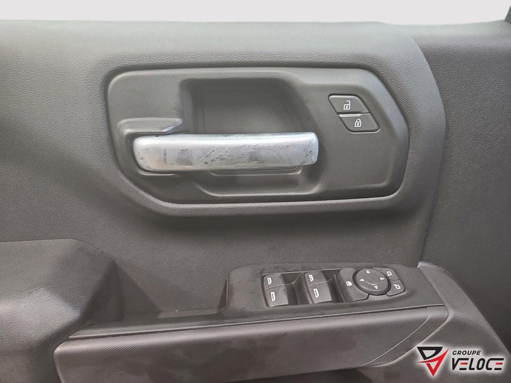 Chevrolet Silverado 1500  2026 à Témiscouata-sur-le-Lac, Québec - 10 - w1024h768px