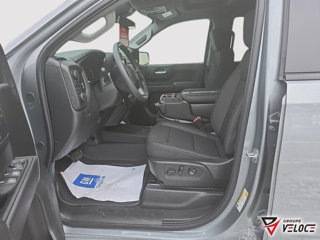 Chevrolet Silverado 1500  2026 à Témiscouata-sur-le-Lac, Québec - 8 - w1024h768px