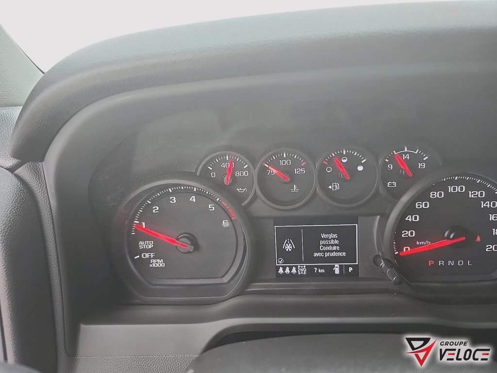 Chevrolet Silverado 1500  2026 à Témiscouata-sur-le-Lac, Québec - 12 - w1024h768px