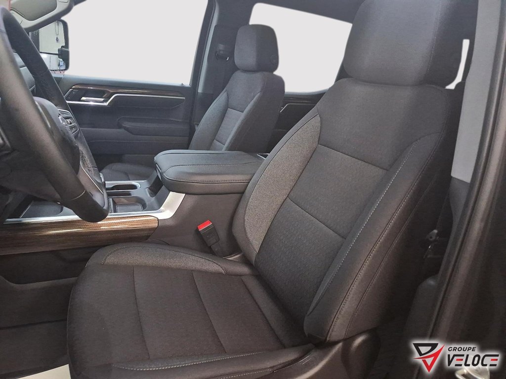 2026 Chevrolet Silverado 1500 LT Trail Boss in Riviere-du-Loup, Quebec - 7 - w1024h768px