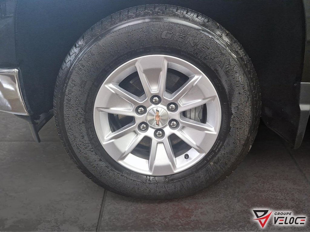 2026 Chevrolet Silverado 1500 LT in Riviere-du-Loup, Quebec - 5 - w1024h768px