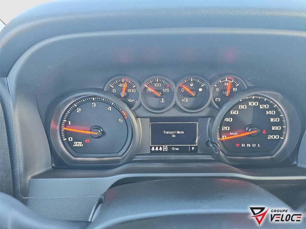 2026 Chevrolet Silverado 2500 HD in Témiscouata-sur-le-Lac, Quebec - 12 - w1024h768px