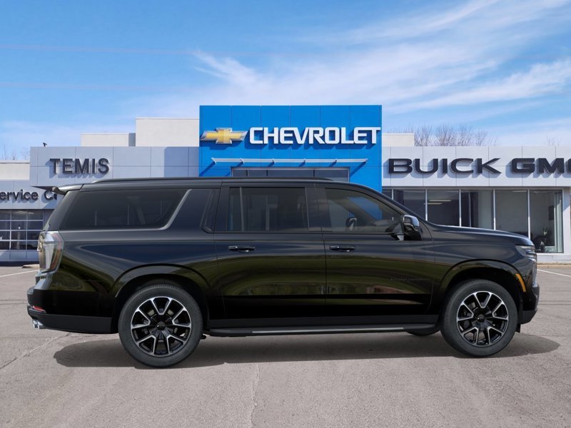 2026 Chevrolet Suburban in Témiscouata-sur-le-Lac, Quebec - 5 - w1024h768px
