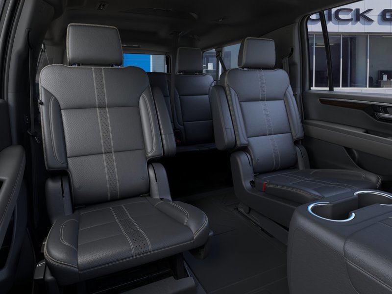 2026 Chevrolet Suburban in Témiscouata-sur-le-Lac, Quebec - 17 - w1024h768px