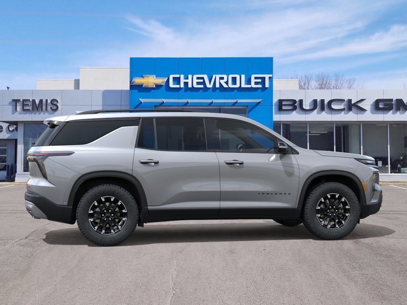 2026 Chevrolet Traverse Z71 in Riviere-du-Loup, Quebec - 5 - w1024h768px