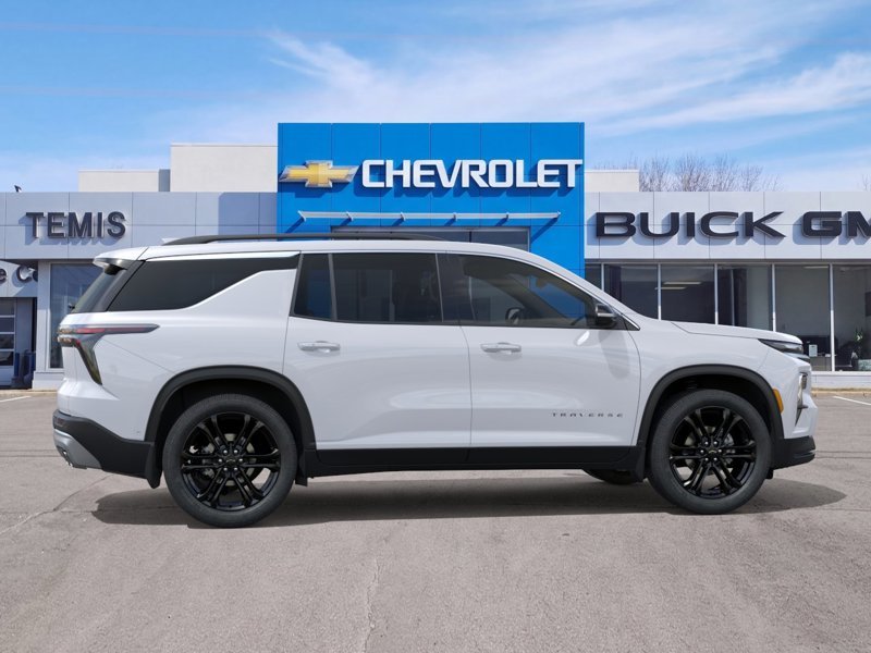 2027 Chevrolet Traverse in Témiscouata-sur-le-Lac, Quebec - 5 - w1024h768px