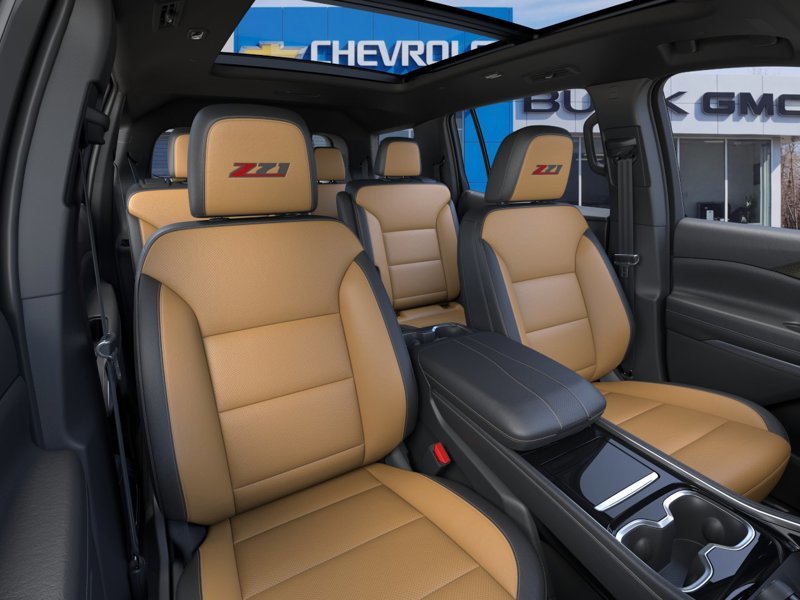 2027 Chevrolet Traverse Z71 in Riviere-du-Loup, Quebec - 16 - w1024h768px