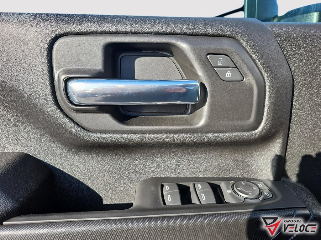 2026 GMC Sierra 2500 HD in Témiscouata-sur-le-Lac, Quebec - 10 - w1024h768px