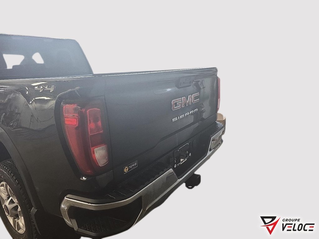 2026 GMC Sierra 2500 HD PRO in Riviere-du-Loup, Quebec - 3 - w1024h768px