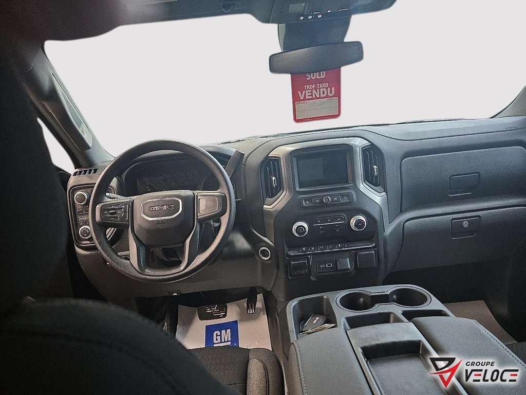 2026 GMC Sierra 2500 HD PRO in Riviere-du-Loup, Quebec - 9 - w1024h768px