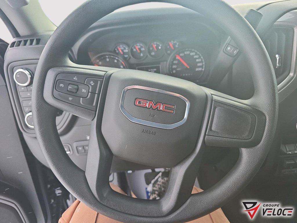 2026 GMC Sierra 2500 HD in Témiscouata-sur-le-Lac, Quebec - 11 - w1024h768px