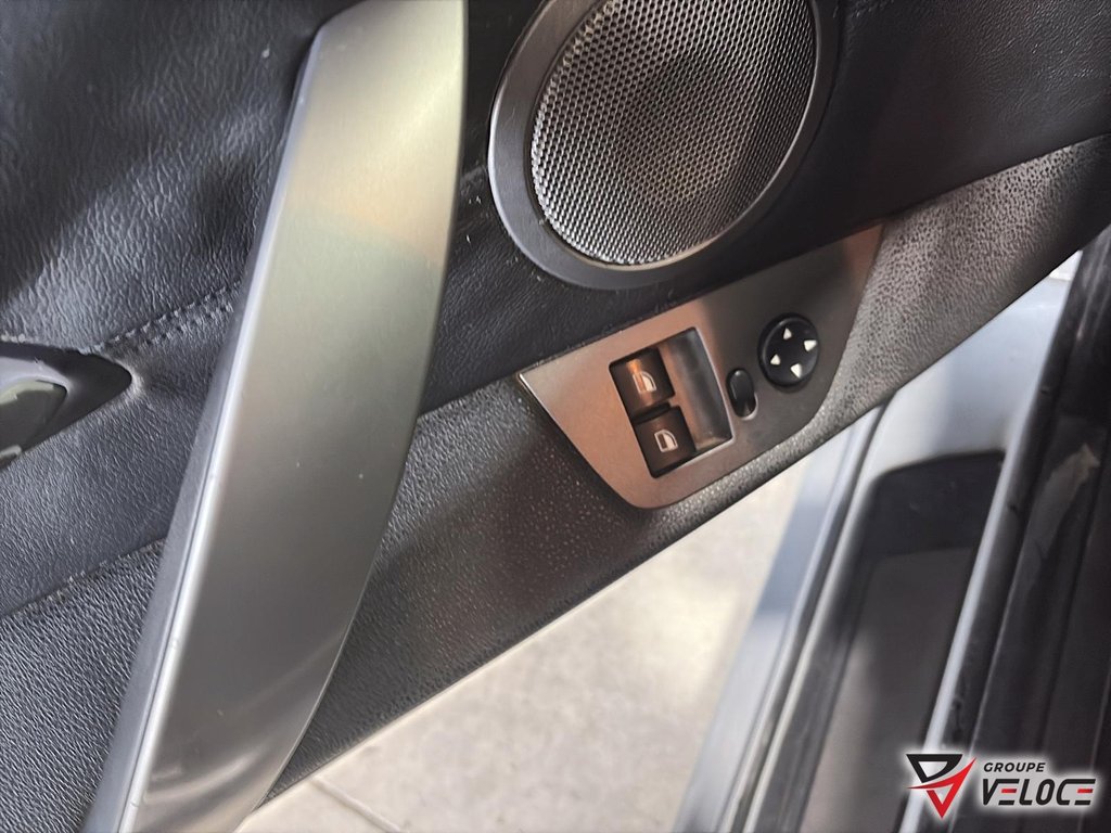 2003 BMW Z4 2.5i in Riviere-du-Loup, Quebec - 9 - w1024h768px
