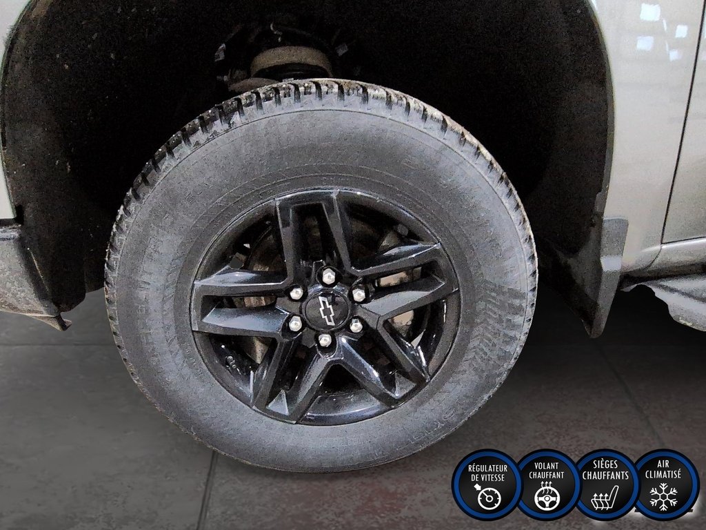 2024 Chevrolet Silverado 1500 LT Trail Boss in Riviere-du-Loup, Quebec - 7 - w1024h768px