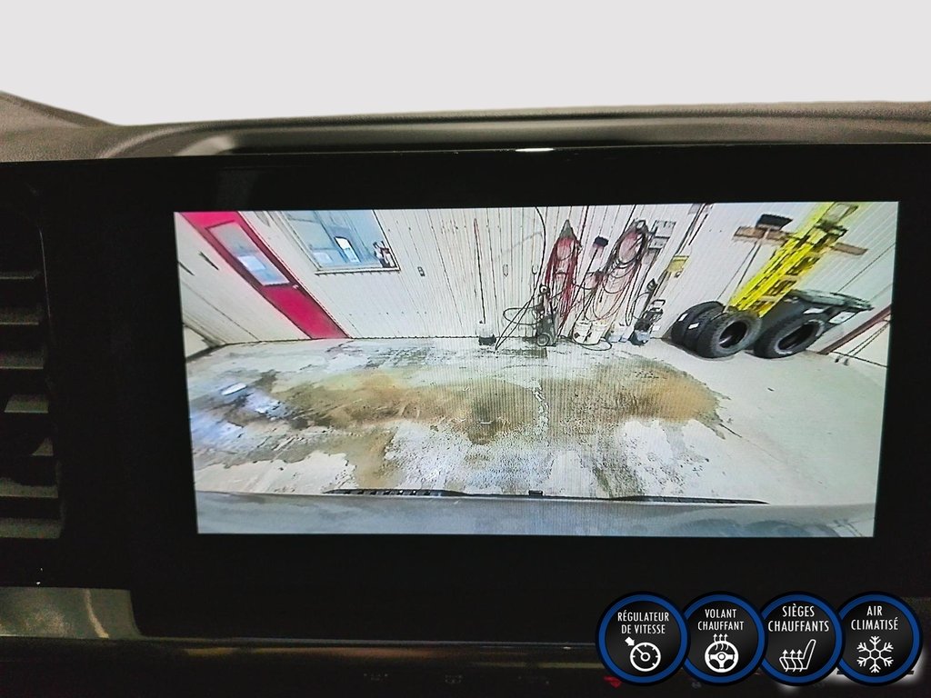 2024 Chevrolet Silverado 1500 LT Trail Boss in Riviere-du-Loup, Quebec - 16 - w1024h768px