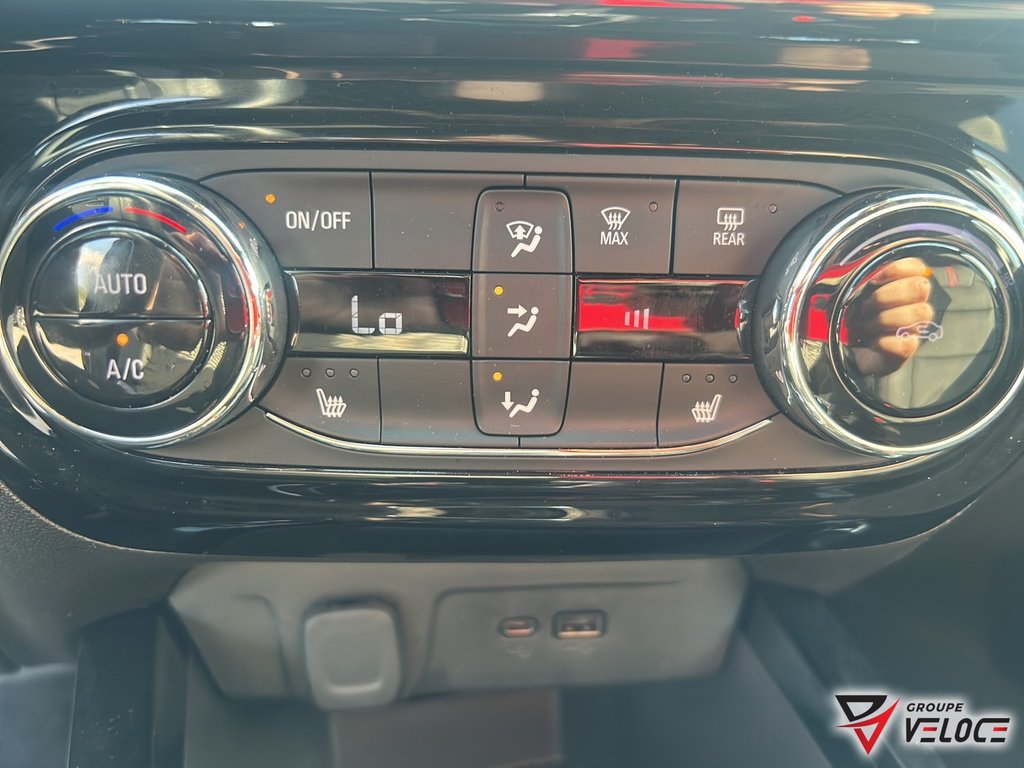 2024 Chevrolet Trax 2RS *CUIR, TOIT, TOUT ÉQUIPÉ* in Riviere-du-Loup, Quebec - 12 - w1024h768px