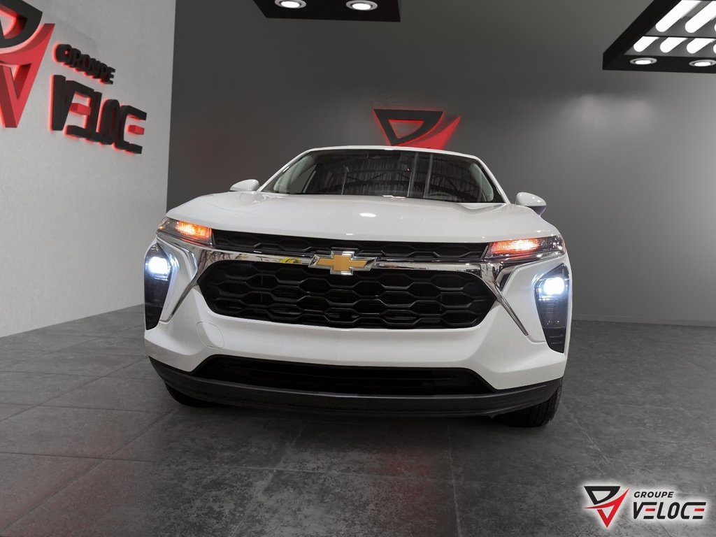 Chevrolet Trax LS** SIÈGE CHAUFFANT, CONNECTIVITÉ BLUETOOTH** 2025 à Rivière-du-Loup, Québec - 2 - w1024h768px