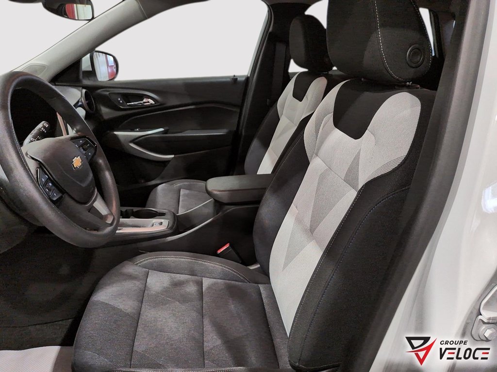 Chevrolet Trax LS** SIÈGE CHAUFFANT, CONNECTIVITÉ BLUETOOTH** 2025 à Rivière-du-Loup, Québec - 8 - w1024h768px