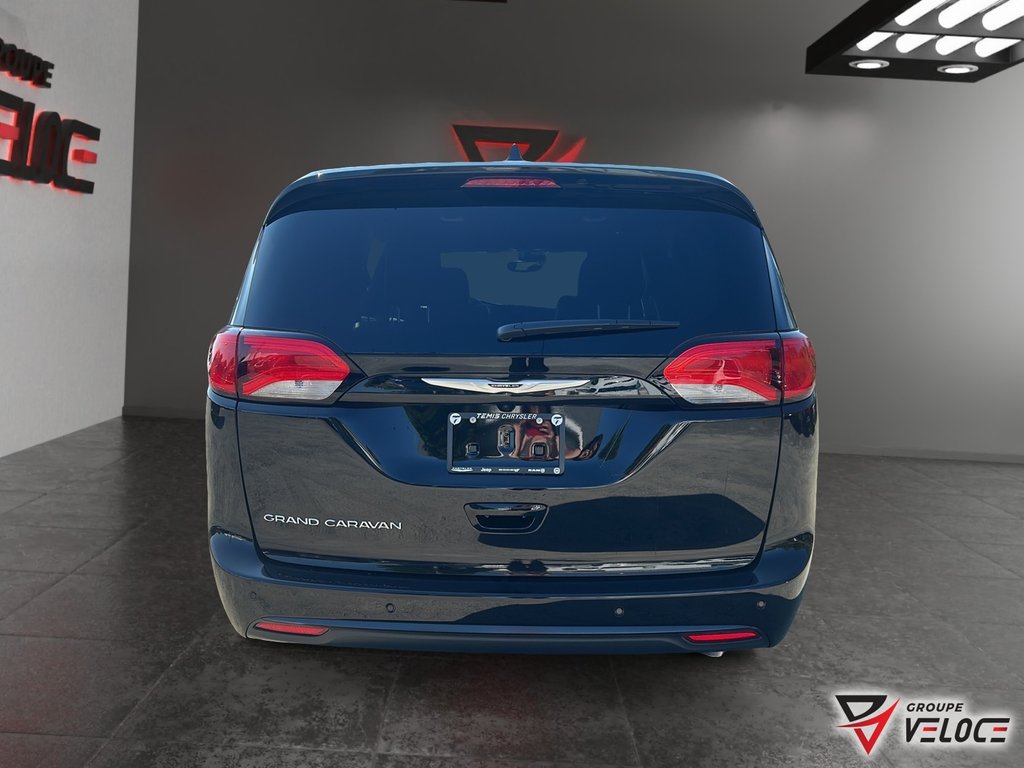 2025 Chrysler Grand Caravan SXT in Riviere-du-Loup, Quebec - 3 - w1024h768px