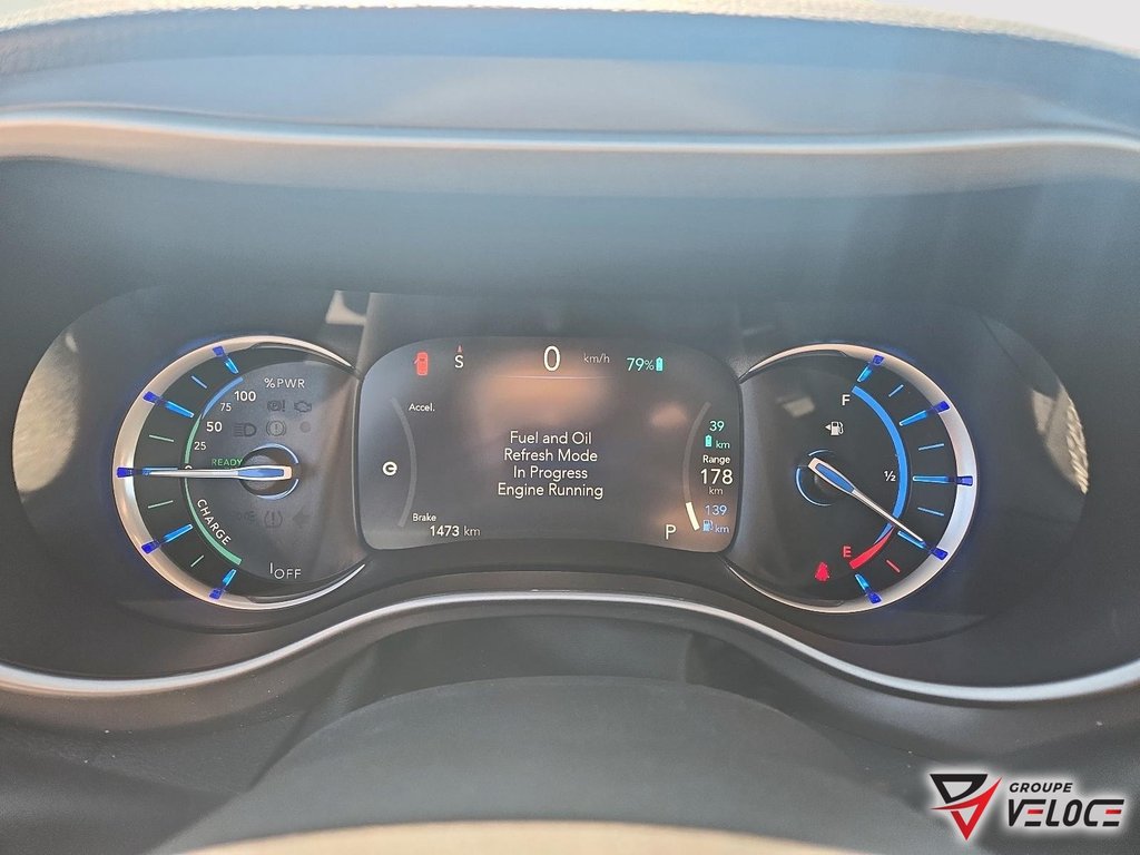 Chrysler Pacifica Hybrid SELECT 2025 à Rivière-du-Loup, Québec - 13 - w1024h768px