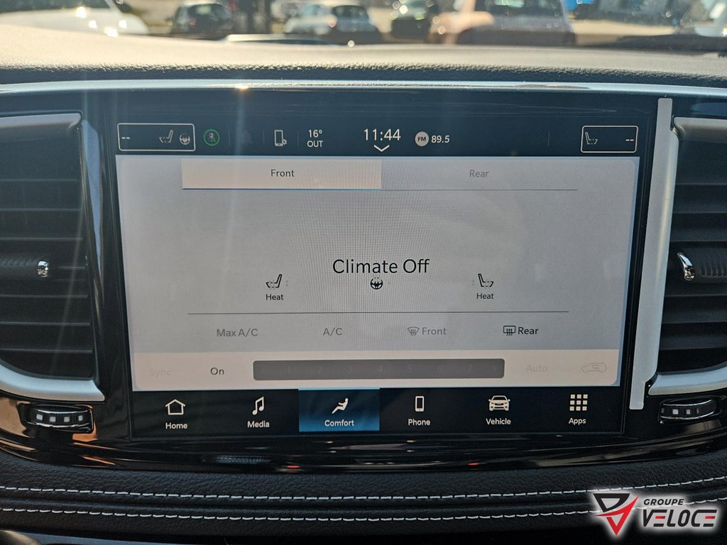 Chrysler Pacifica Hybrid SELECT 2025 à Rivière-du-Loup, Québec - 16 - w1024h768px
