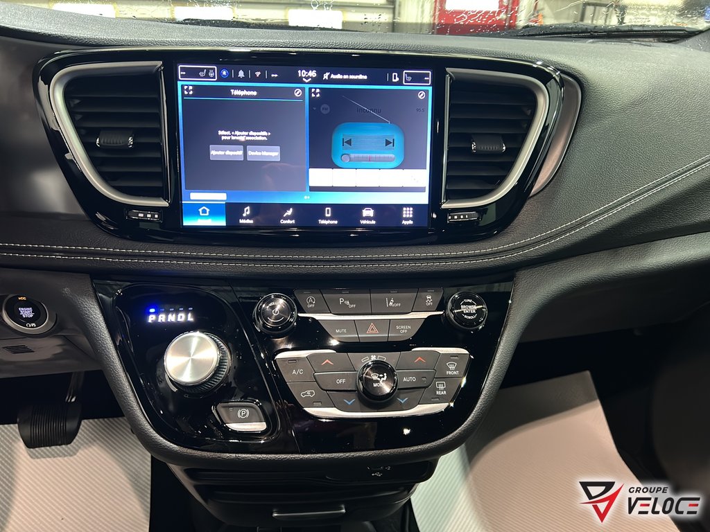 2026 Chrysler Pacifica SELECT AWD in Riviere-du-Loup, Quebec - 15 - w1024h768px