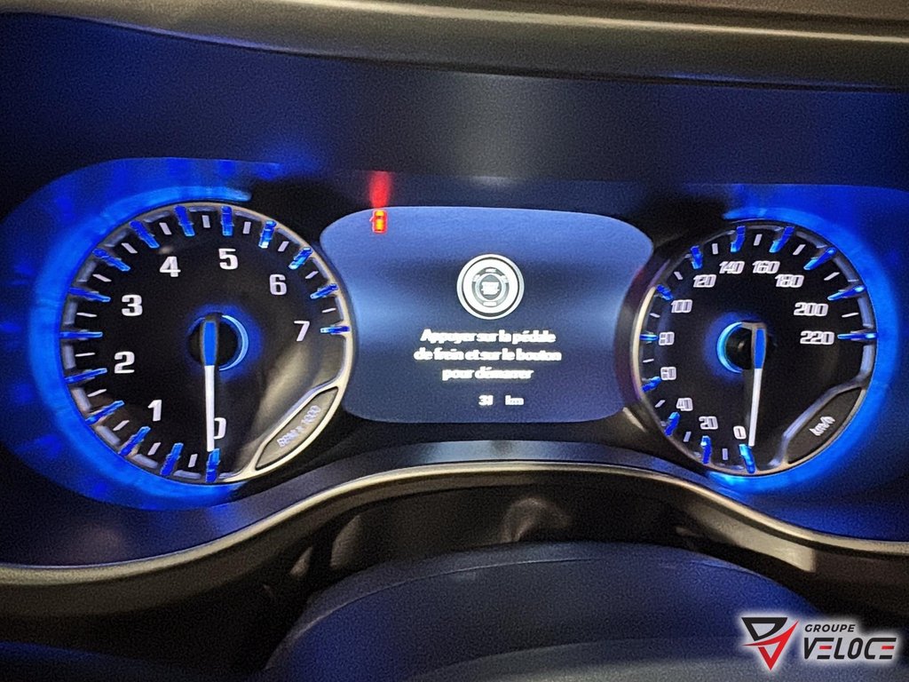 Chrysler Pacifica SELECT 2027 à Rivière-du-Loup, Québec - 12 - w1024h768px