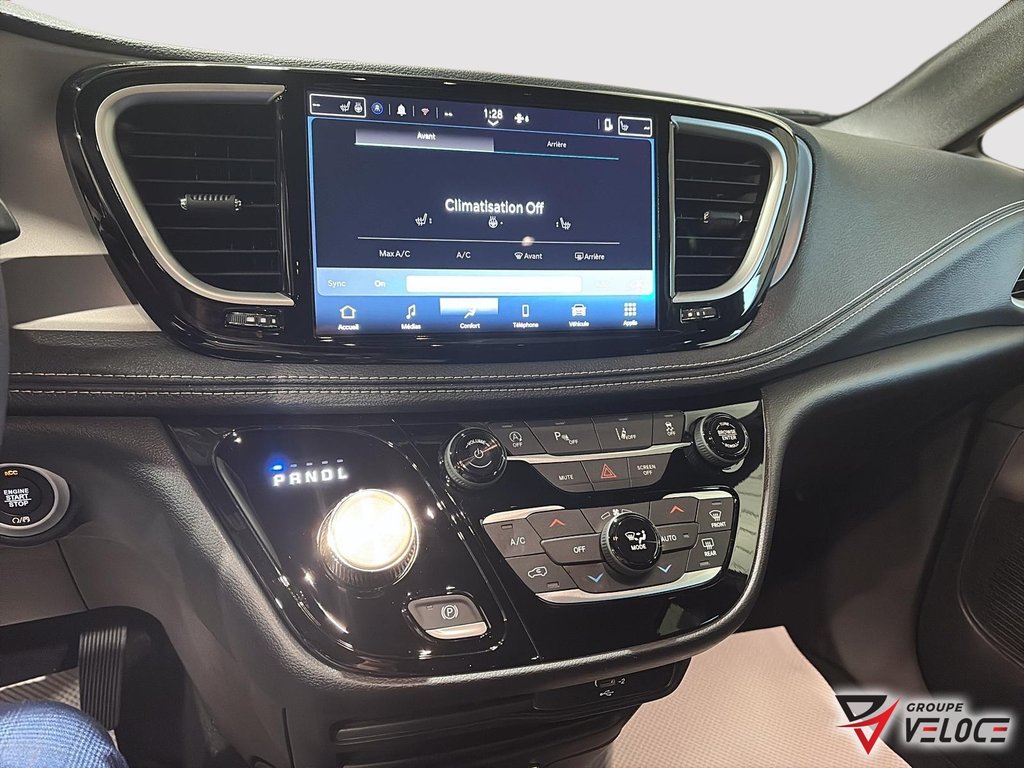 Chrysler Pacifica SELECT 2027 à Rivière-du-Loup, Québec - 13 - w1024h768px