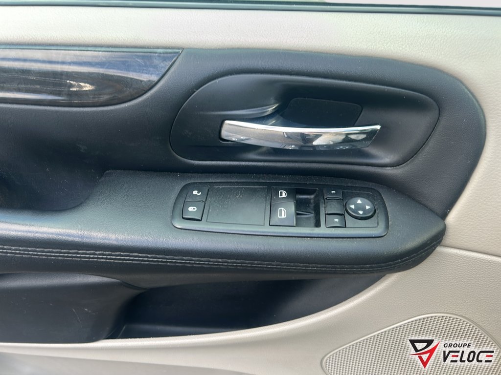 2015 Dodge Grand Caravan Canada Value Package in Riviere-du-Loup, Quebec - 10 - w1024h768px