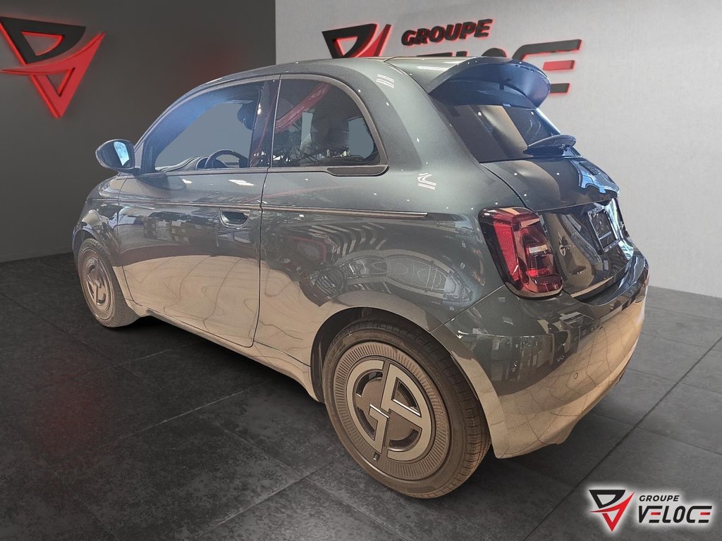 Fiat 500e GIORGIO ARMANI 2025 à Rivière-du-Loup, Québec - 6 - w1024h768px