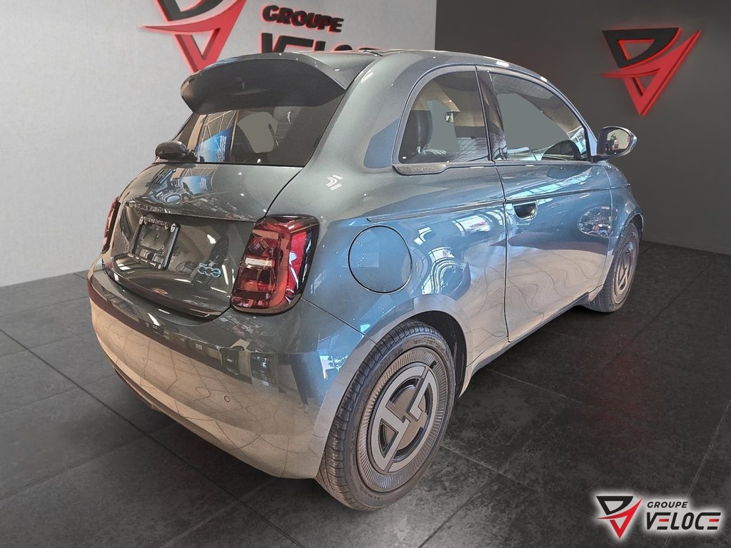 Fiat 500e GIORGIO ARMANI 2025 à Rivière-du-Loup, Québec - 4 - w1024h768px