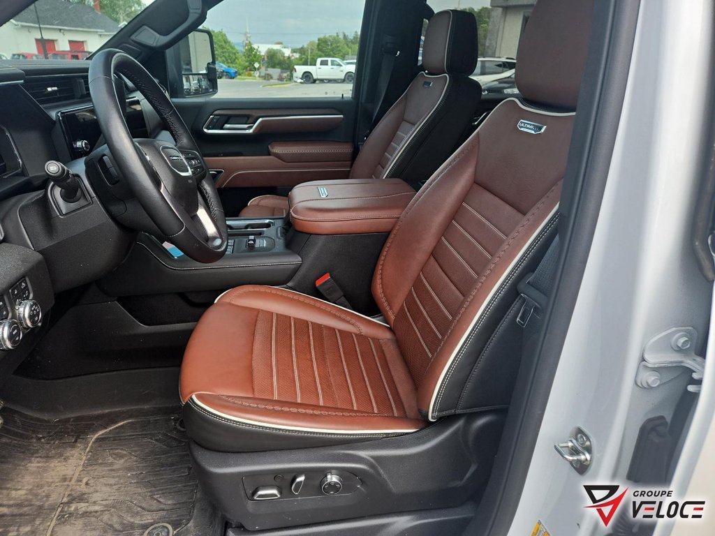 GMC Sierra 2500HD Denali Ultimate *BOITE 8 PIEDS, DIESEL* 2025 à Rivière-du-Loup, Québec - 11 - w1024h768px
