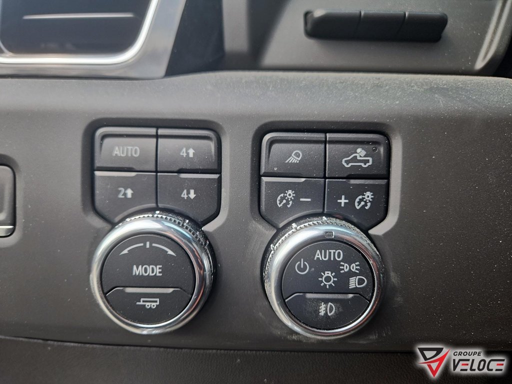 GMC Sierra 2500HD Denali Ultimate *BOITE 8 PIEDS, DIESEL* 2025 à Rivière-du-Loup, Québec - 19 - w1024h768px