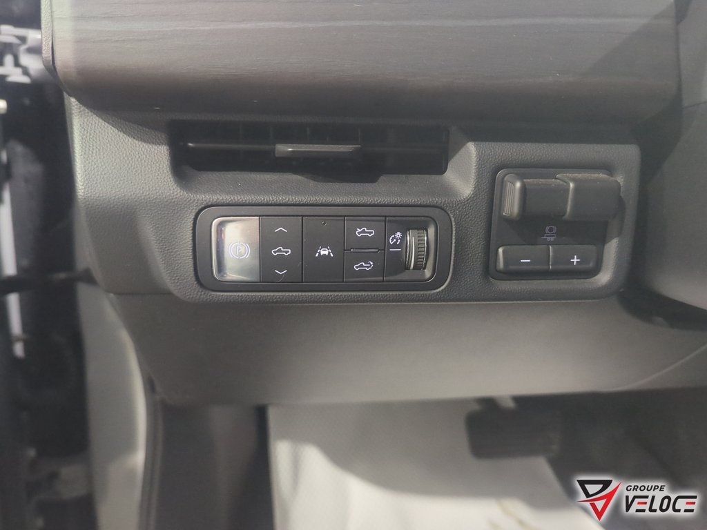 2025 GMC Sierra EV Max Range Denali *TOUT ÉQUIPÉ, MAGS 24PO* in Riviere-du-Loup, Quebec - 15 - w1024h768px