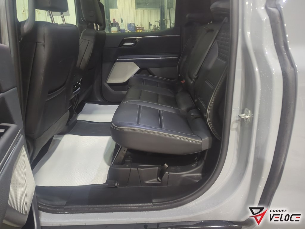 2025 GMC Sierra EV Max Range Denali *TOUT ÉQUIPÉ, MAGS 24PO* in Riviere-du-Loup, Quebec - 8 - w1024h768px