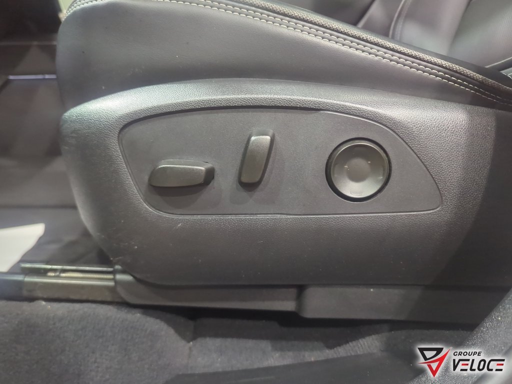 2025 GMC Sierra EV Max Range Denali *TOUT ÉQUIPÉ, MAGS 24PO* in Riviere-du-Loup, Quebec - 9 - w1024h768px