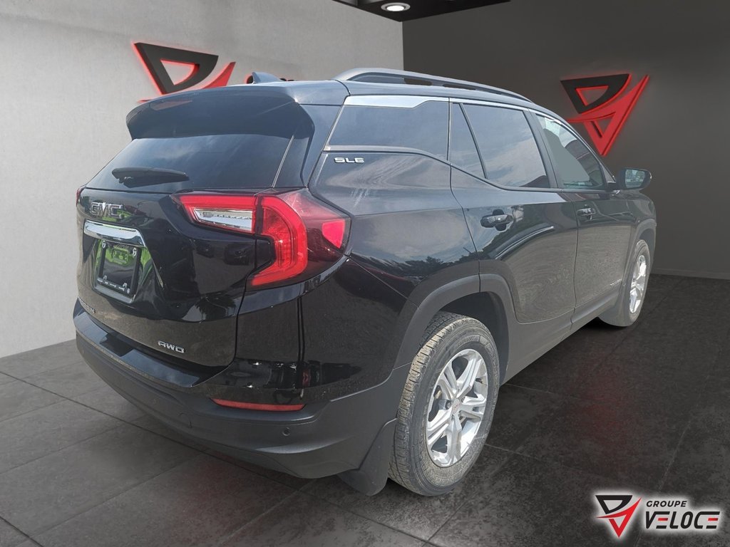 2022 GMC Terrain SLE *AWD, SIEGES CHAUFFANTS* in Riviere-du-Loup, Quebec - 5 - w1024h768px