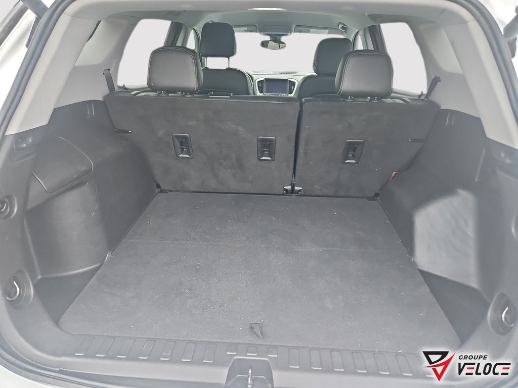 2022 GMC Terrain SLT *CUIR, SIEGES CHAUFFANTS* in Riviere-du-Loup, Quebec - 6 - w1024h768px