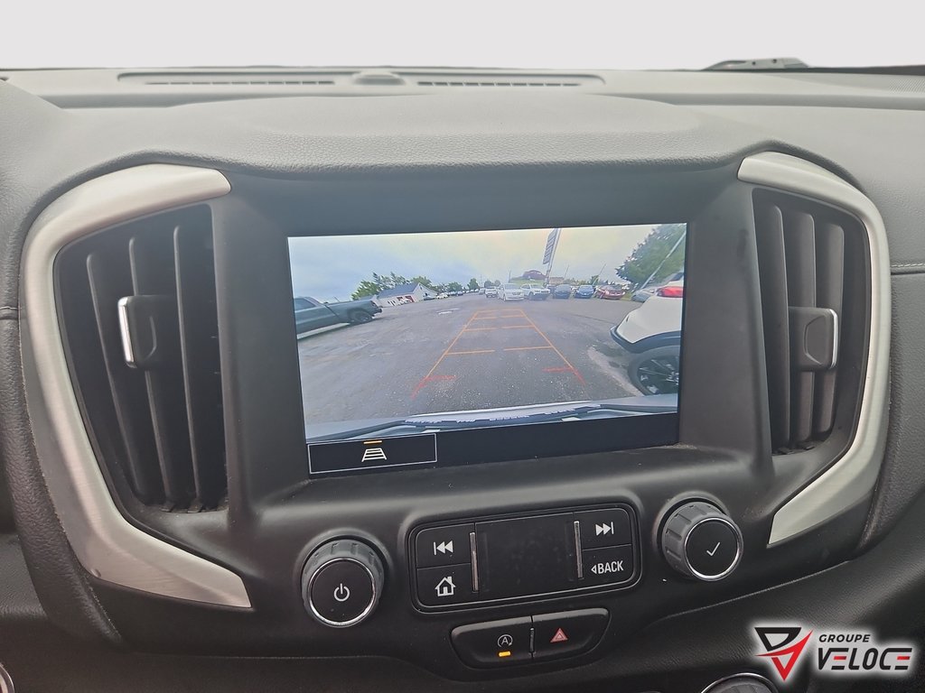 2022 GMC Terrain SLT *CUIR, SIEGES CHAUFFANTS* in Riviere-du-Loup, Quebec - 17 - w1024h768px