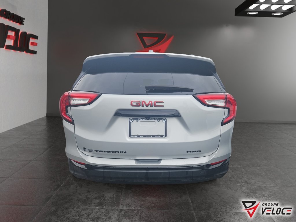 2022 GMC Terrain SLT *CUIR, SIEGES CHAUFFANTS* in Riviere-du-Loup, Quebec - 3 - w1024h768px