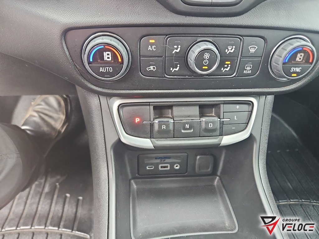 2022 GMC Terrain SLT *CUIR, SIEGES CHAUFFANTS* in Riviere-du-Loup, Quebec - 15 - w1024h768px