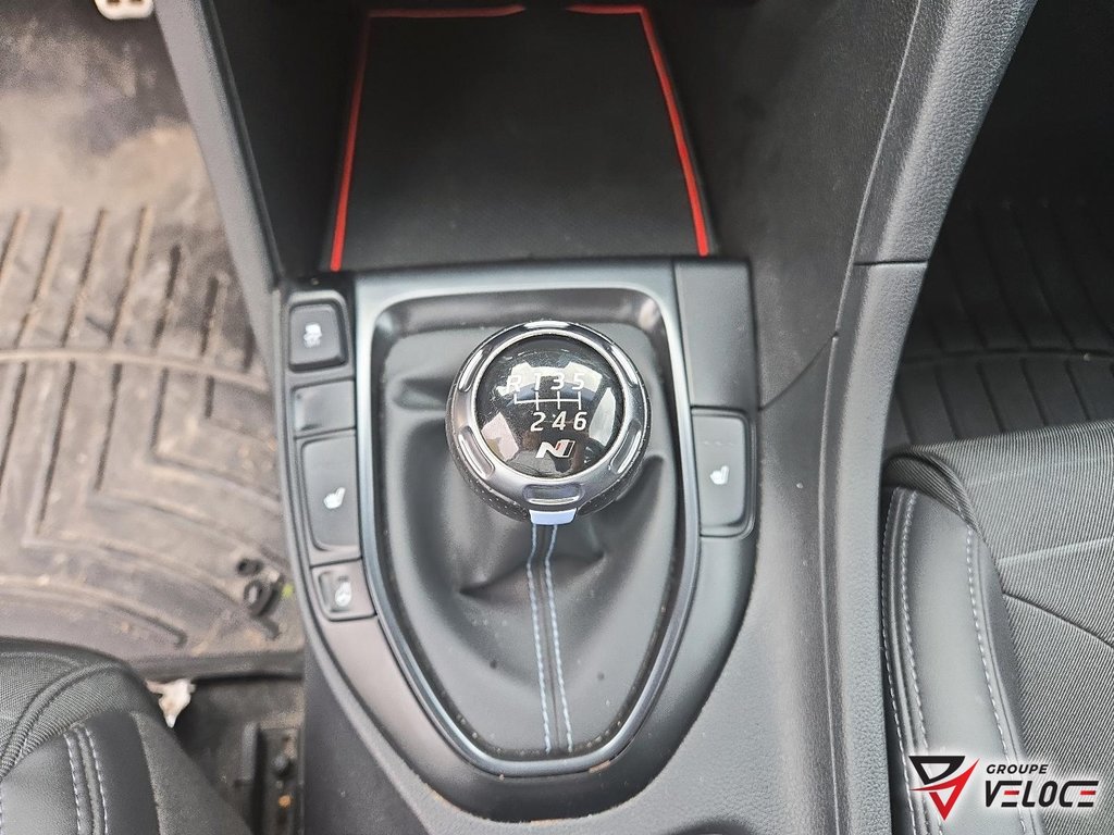 Hyundai VELOSTER N N *PEINTURE GRIS MAT, MANUELLE 6 VITESSES* 2022 à Rivière-du-Loup, Québec - 13 - w1024h768px