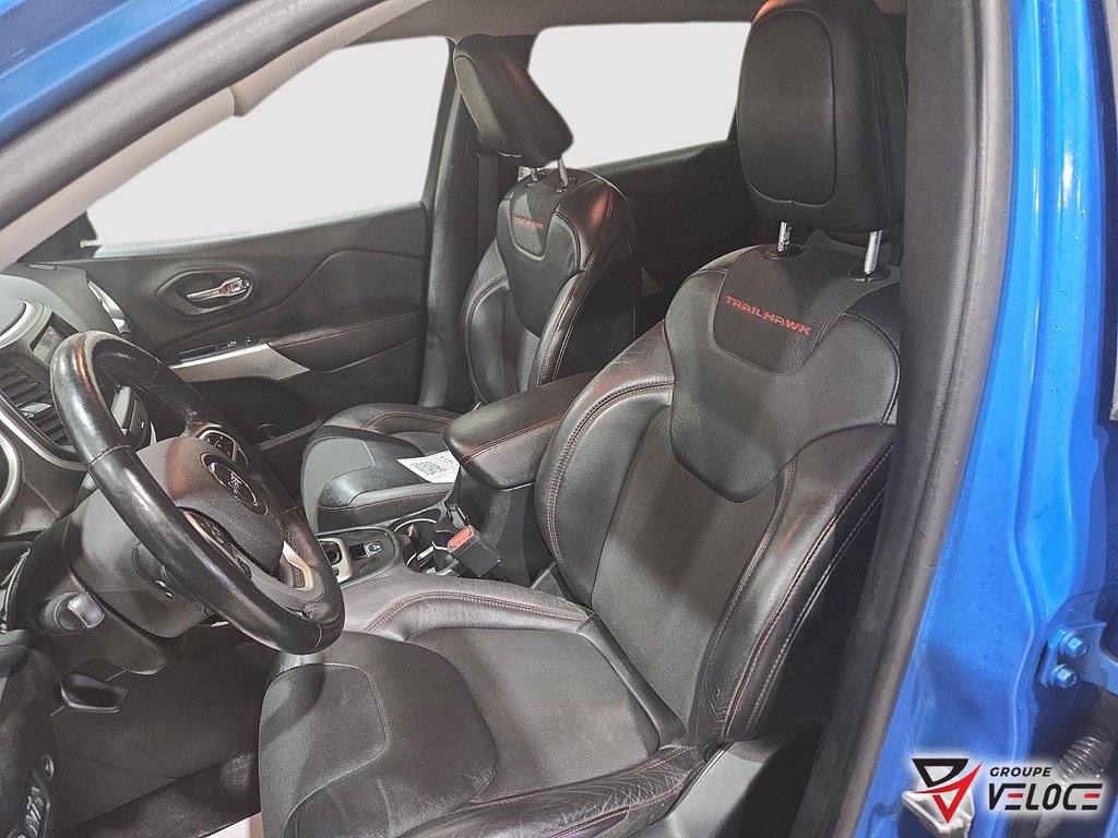 Jeep Cherokee Trailhawk *V6. CUIR, TOUT ÉQUIPÉ* 2018 à Rivière-du-Loup, Québec - 8 - w1024h768px
