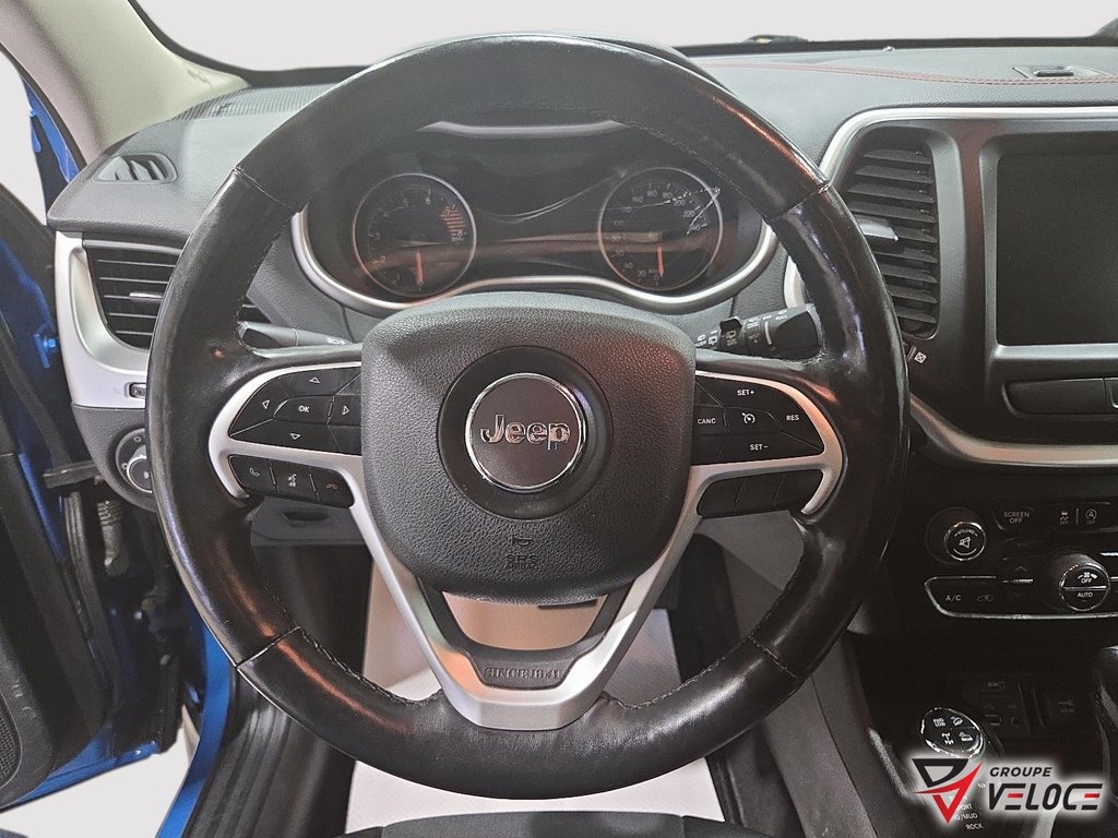 Jeep Cherokee Trailhawk *V6. CUIR, TOUT ÉQUIPÉ* 2018 à Rivière-du-Loup, Québec - 11 - w1024h768px