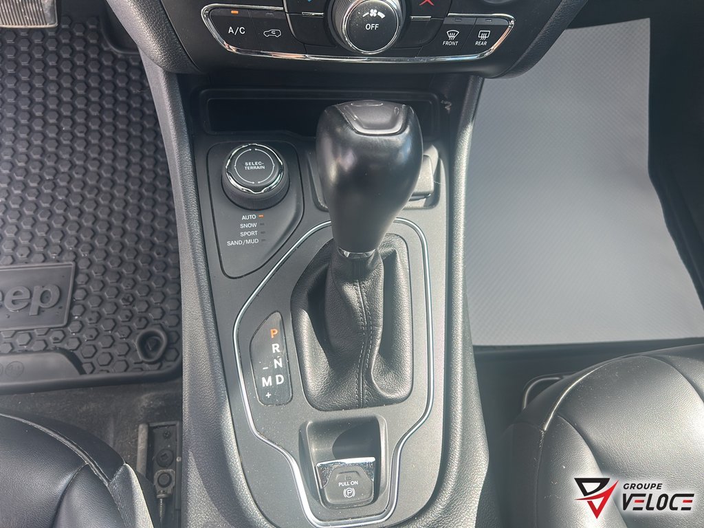2022 Jeep Cherokee X**V6,SIEGES CHAUFFANTS** in Riviere-du-Loup, Quebec - 14 - w1024h768px