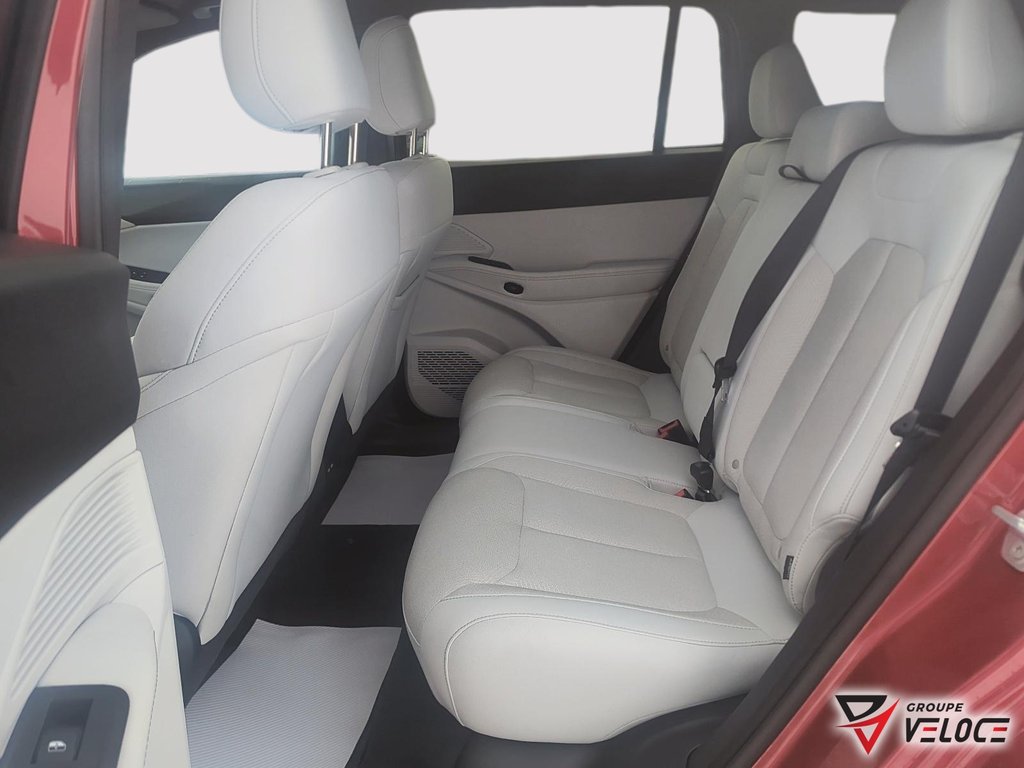 2026 Jeep Cherokee LAREDO in Riviere-du-Loup, Quebec - 12 - w1024h768px