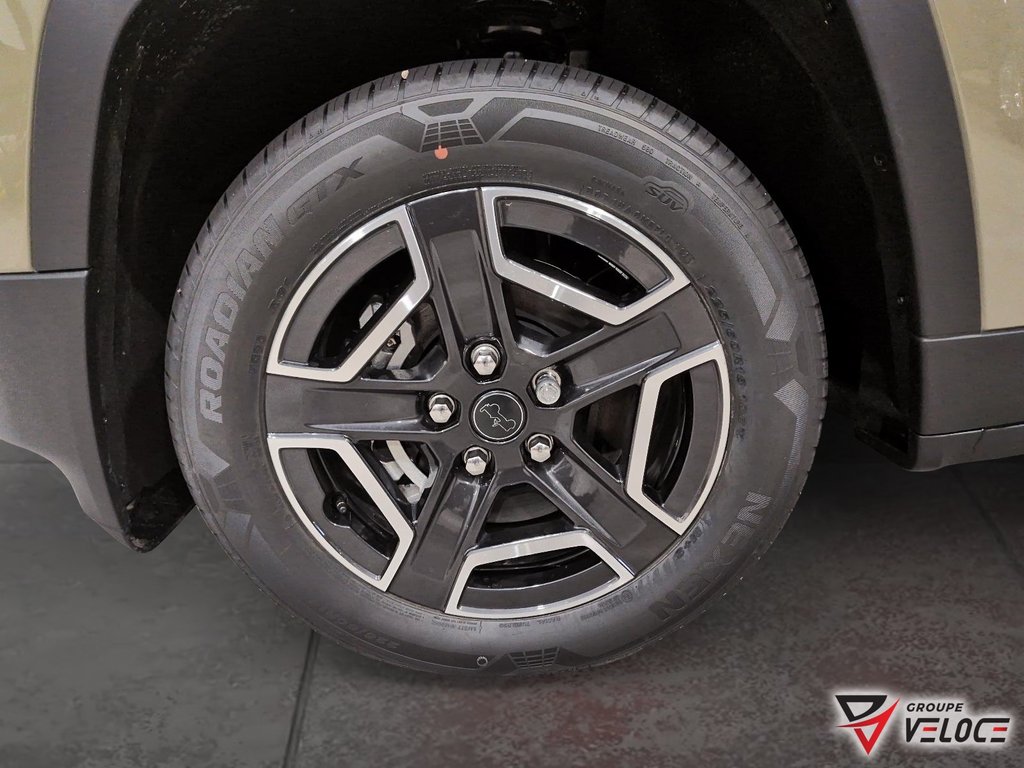 Jeep Cherokee LAREDO 2026 à Rivière-du-Loup, Québec - 7 - w1024h768px